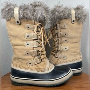 SOREL Joan Of Arctic Boot Oatmeal & Black Faux Fur Lace Up Womens Size 7.5